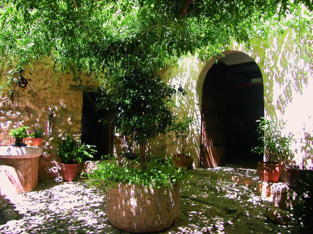 ביניבונה Finca Es Castell מראה חיצוני תמונה